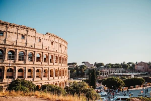 Colosseum or Coliseum